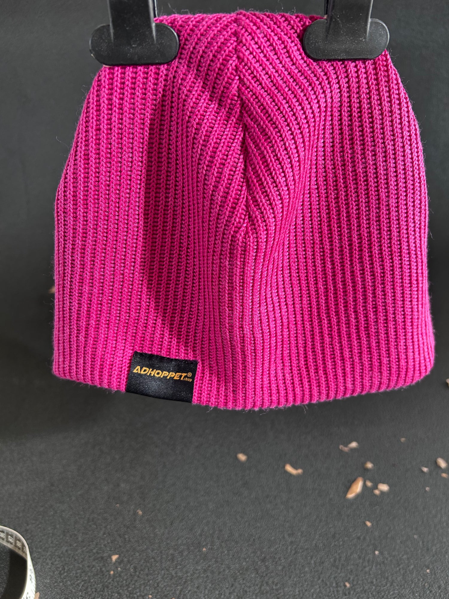 Unisex adults Beanie Hat Winter Knitted Cap Sports Casual-Pink