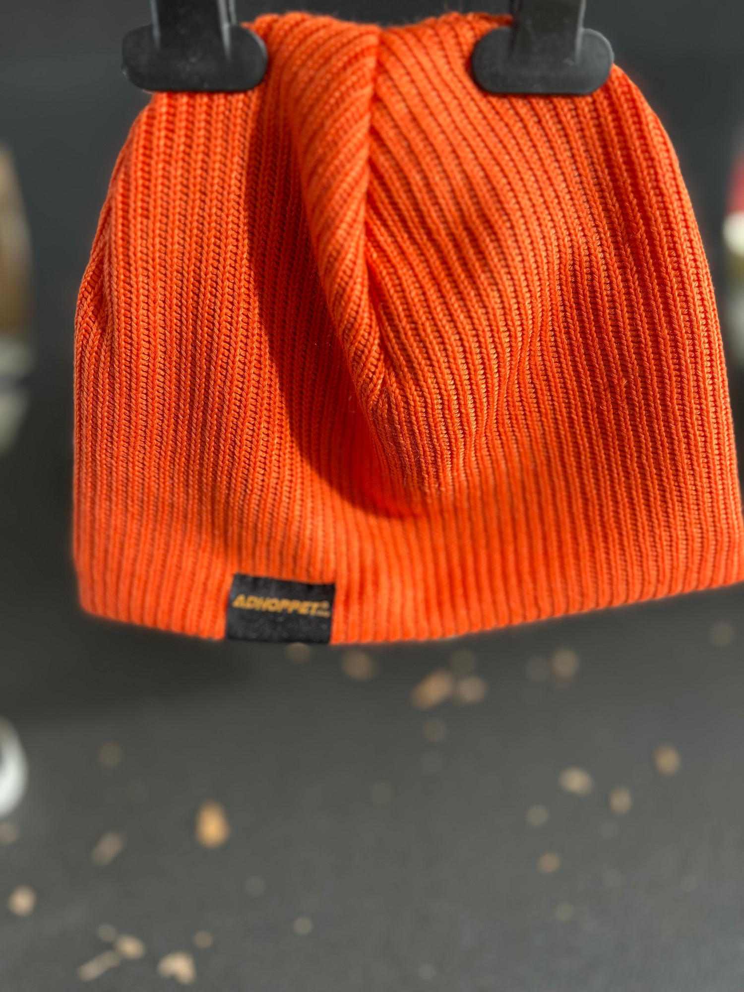 Unisex adults Beanie Hat Winter Knitted Cap Sports Casual-Orange